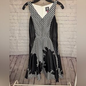 Vince Camuto Black and White Geometric Midi Dress